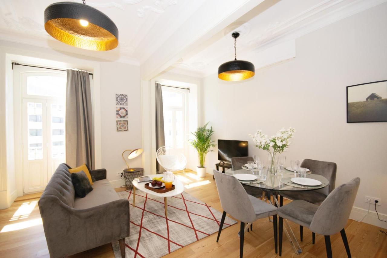 Cosy Marques De Pombal Apartment Lisbon Exterior photo